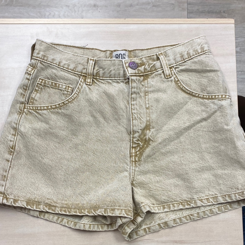Urban Outfitters Tan Jean Shorts BDG Sz 29